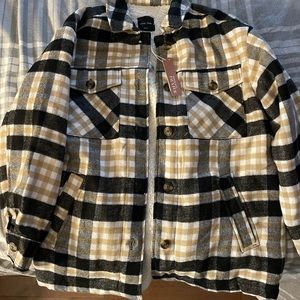 Love tree flannel shacket surpa lined brand new size s